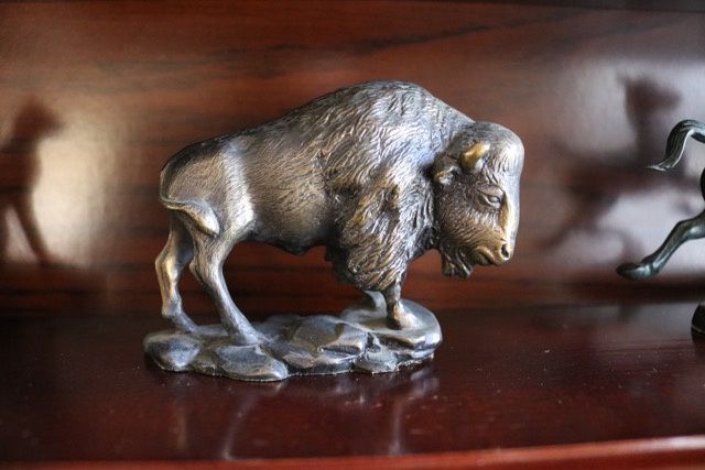 Animais em ferro maciço