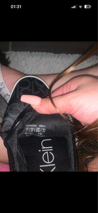 Buty damskie firmy „Calvin Klein”