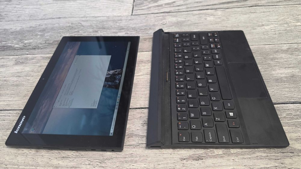 Lenovo Miix 3-1030 tablet 2w1 z klawiaturą 10,1" Windows 10