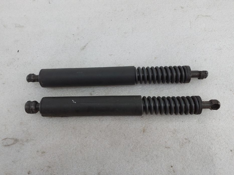 Amortecedor da mala VOLKSWAGEN Touareg (7L)