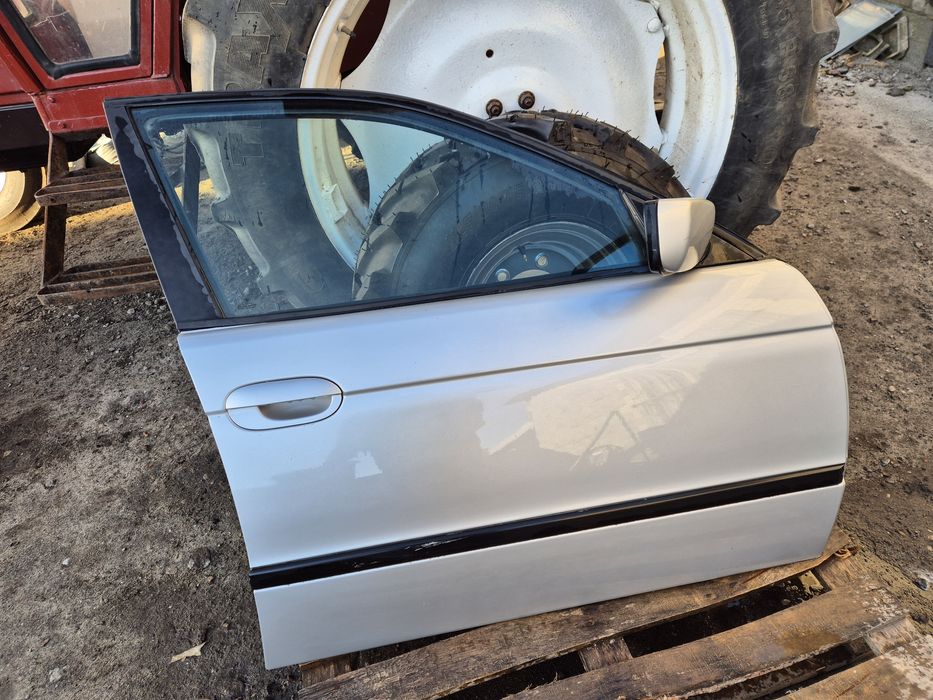 Drzwi prawe przód bmw e39  drzwi