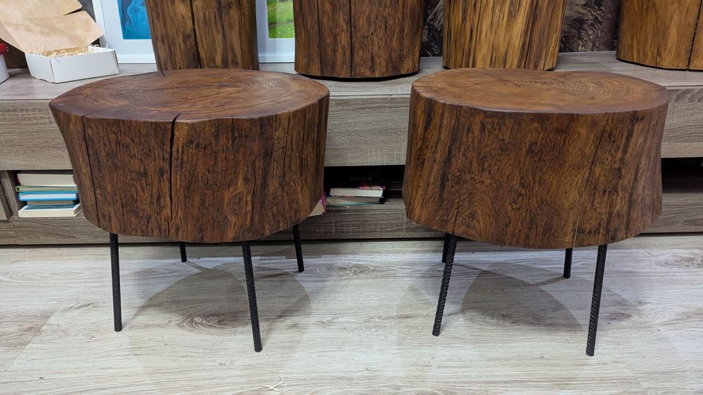 Столик стілець пеньок