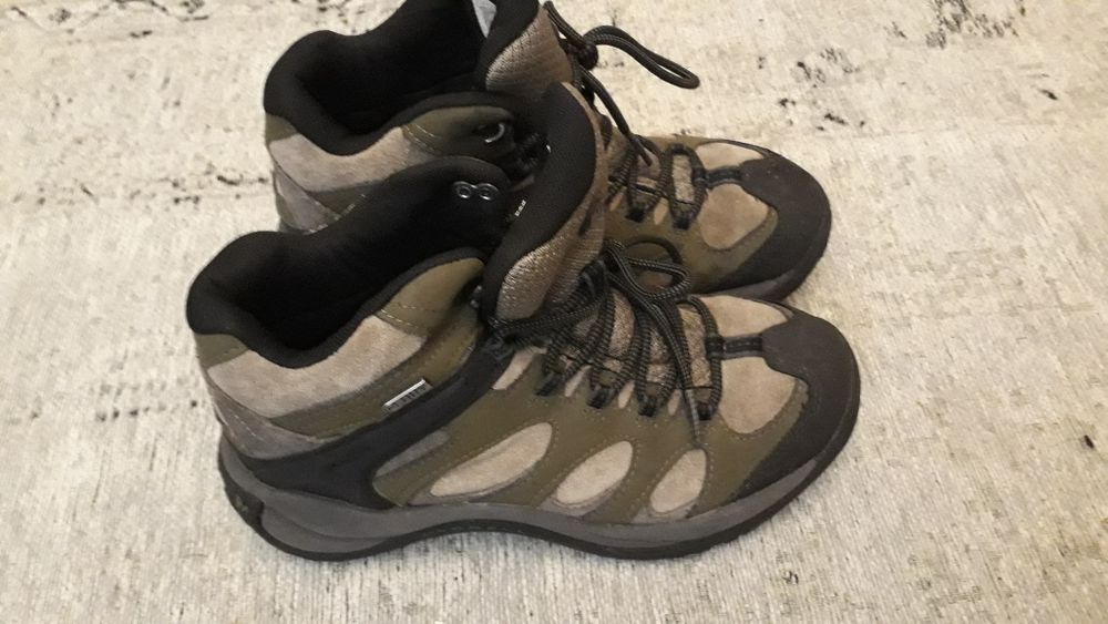 Buty marki MEERREL rozm.37.5( 25 cm)