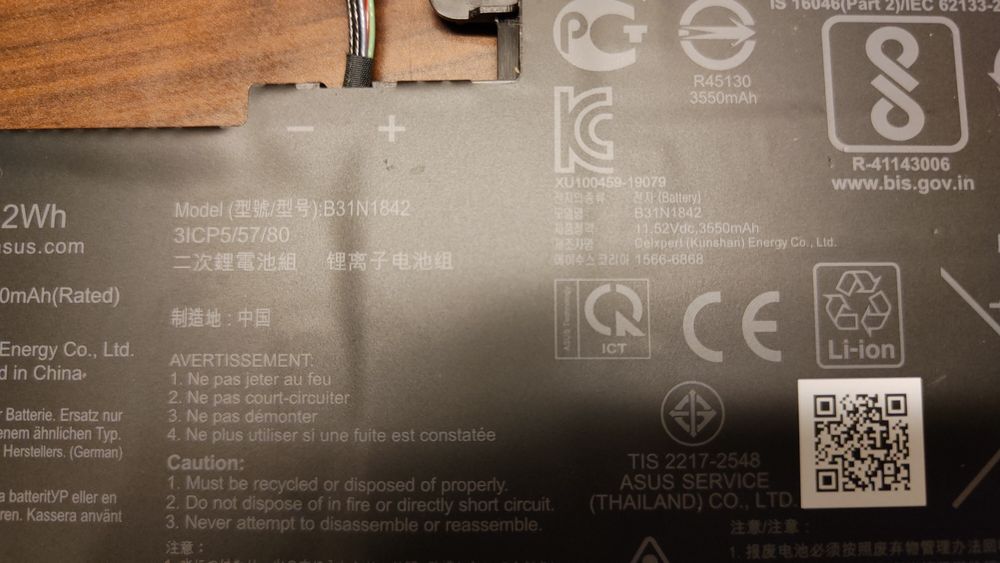 Bateria Asus B31N1842

3ICP5/57/80

3ICP5/57/80