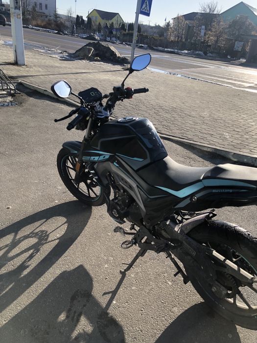 Продам мустанг ст 200