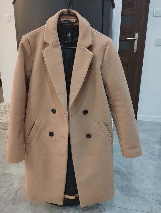 Sprzedam płaszcz rozmiar C&A rozmiar 36