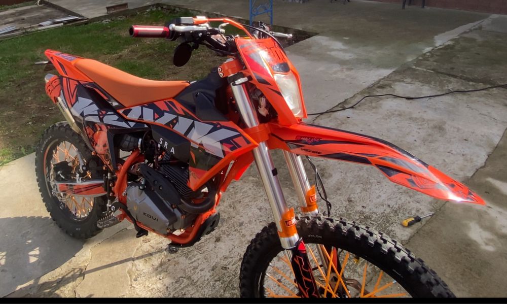 Мотоцикл kovi jnc 300