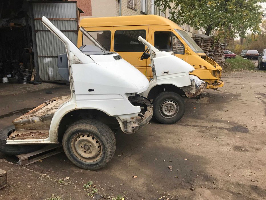 Кузовні деталі Елементи кузова Мерседес Спринтер Вольксваген ЛТ