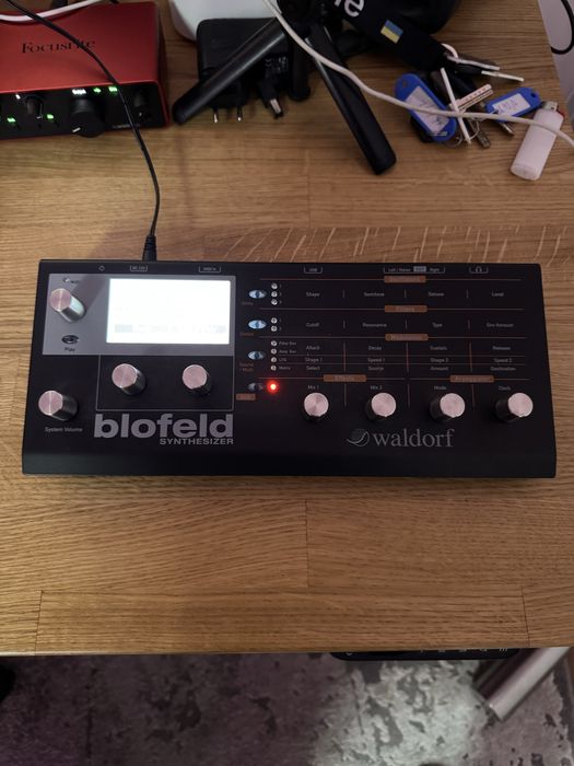 Аналоговый синтезатор Waldorf Blofeld Black