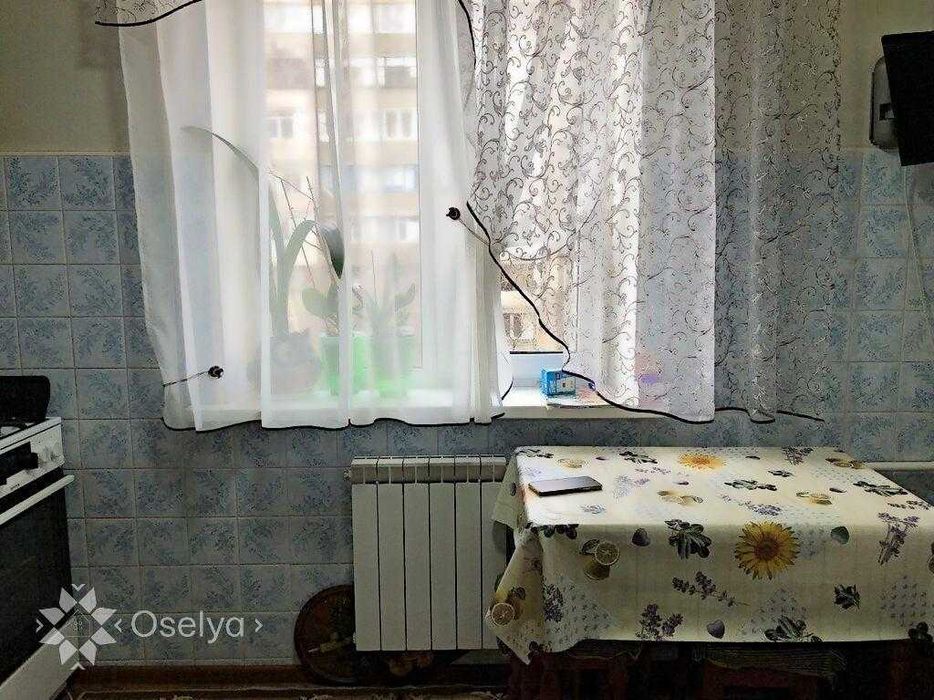 1 кімнатна квартира гостинка вторичка Троещина Милославська 23А