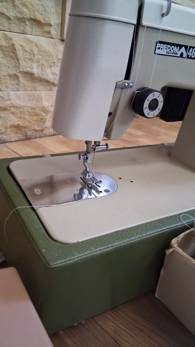 Maszyna do szycia predom Łucznik 466