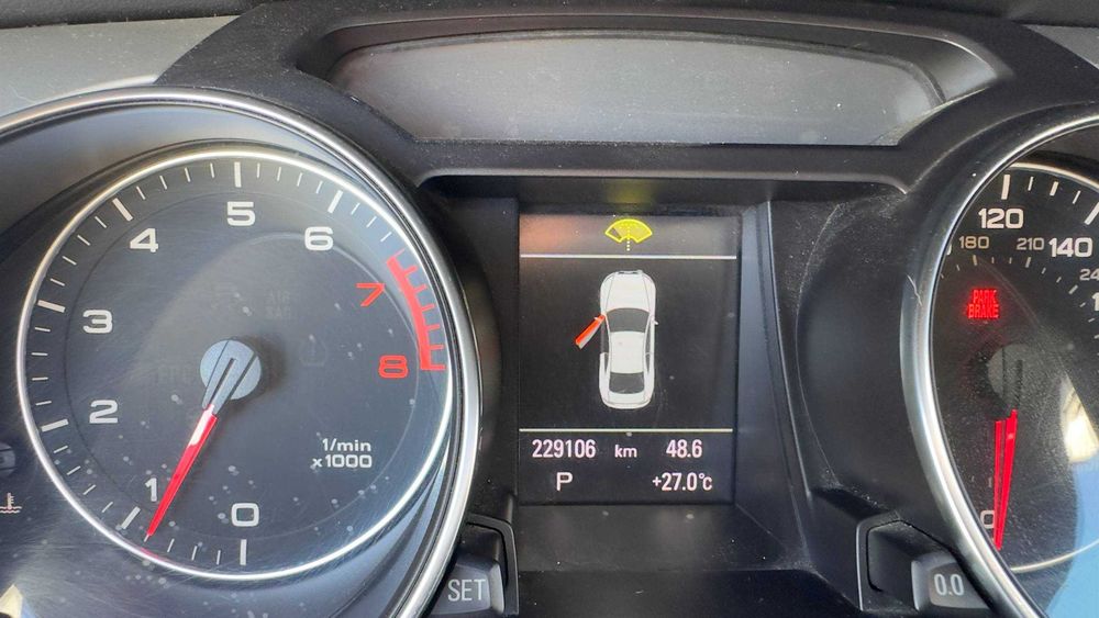 AUDI A5 2012 VIN WAUVFAFR1CA012279 фото оголошення 12 з 12
