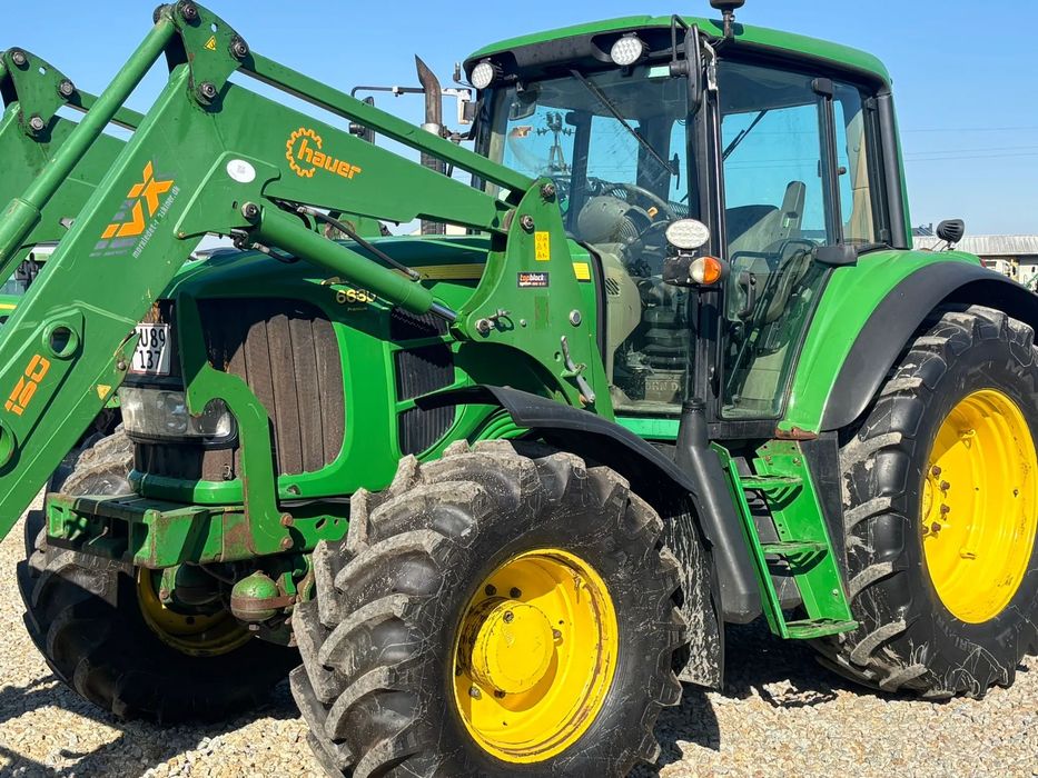 John Deere 6630  John Deere 6630