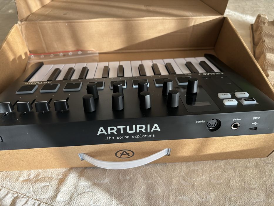 Arturia MiniLab 3 como novo