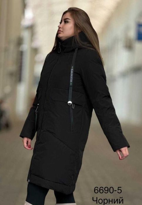 Жіноча демісезонна куртка пальто