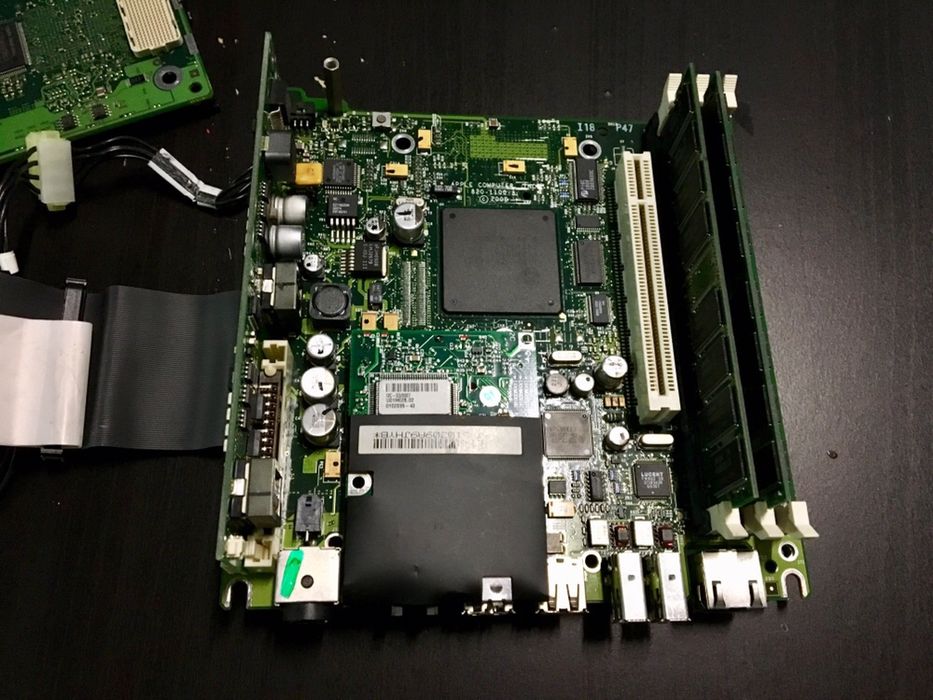 PowerMac G4 Cube Parts64575290826370120