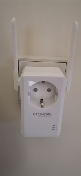 TP-Link Wi-Fi Signal Amplifier64551621237250121