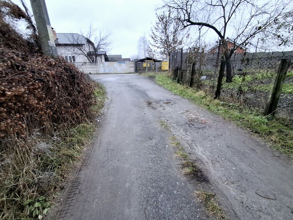 Продаж дачної ділянки в місті. Олександрівка