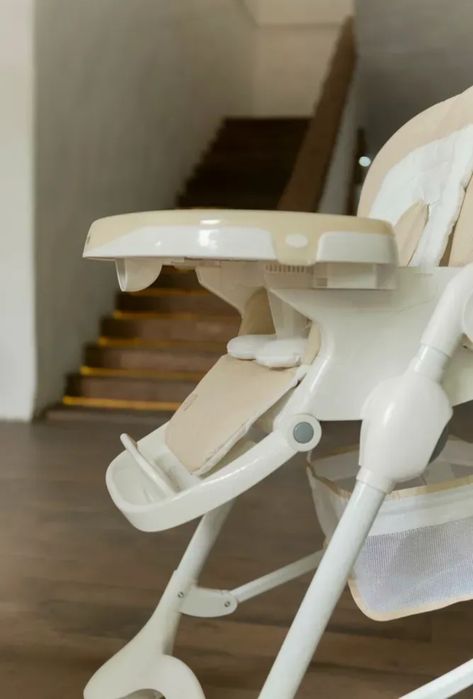Стілець для годування  "CARRELLO Caramel"