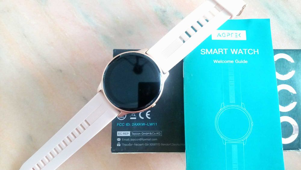 Фитнес браслет Германия