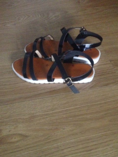 sandálias de criança