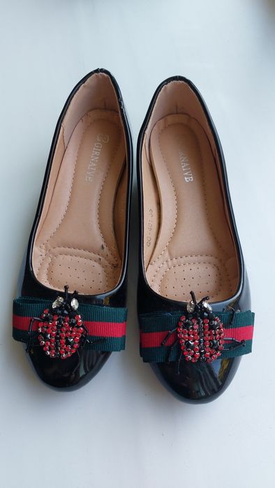 Туфлі для дівчинки модниці з жучком