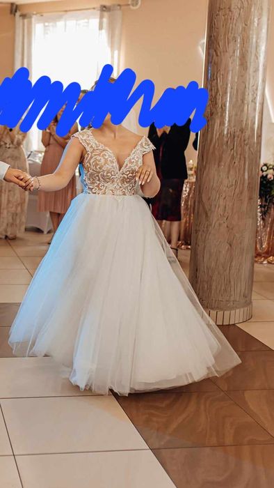 Suknia ślubna r. 38