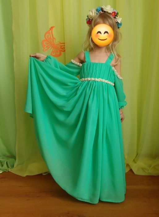 Сукня для дівчинки