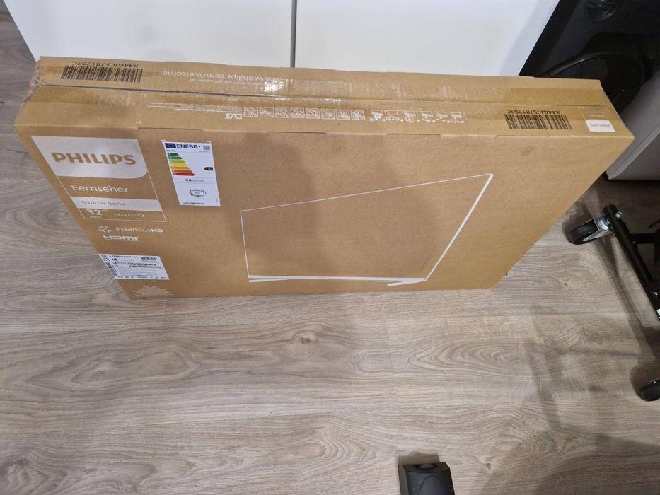 NOWY Telewizor 32' Philips !!!