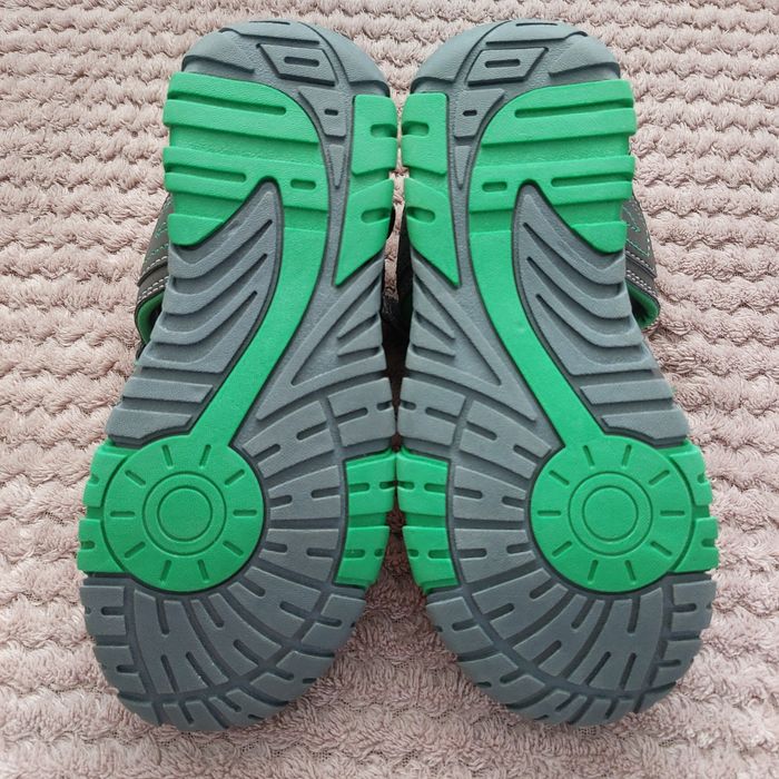 Sandałki chłopięce 35 walky nowe