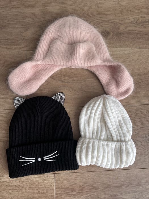 Шапка зимова для дівчинки