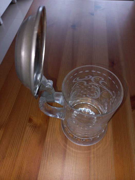 Caneca cristal/ estanho