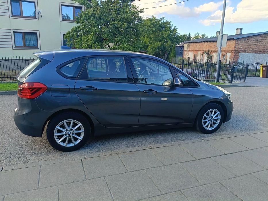 BMW Seria 2 pierwszy właściciel w Polsce,super stan,niski przebieg 74 tys,śliczny