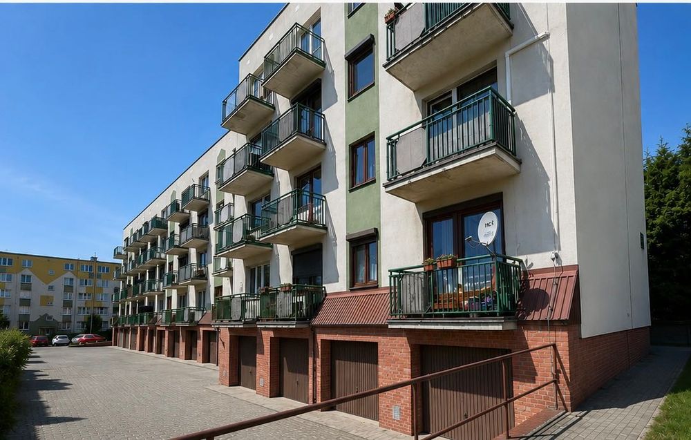 NOWA CENA !!sprzedam trzy pokoje  w centrum Jarocina – ul. Bema 29