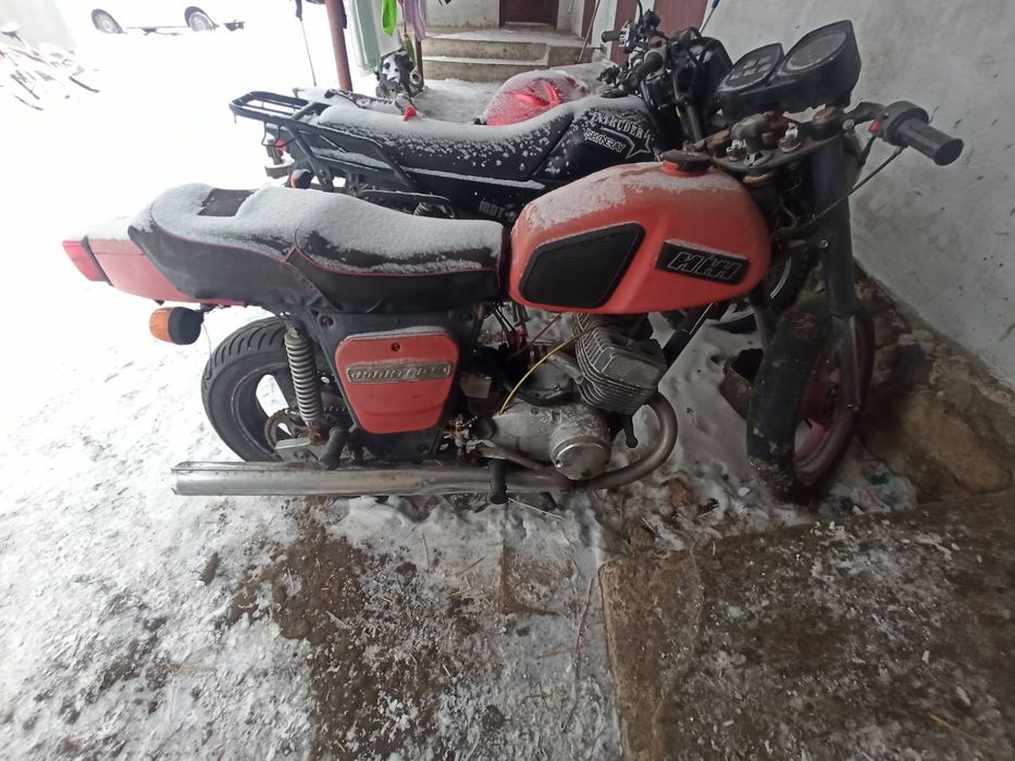 Продається Suzuki RF 600 та ИЖ Юпитер 5