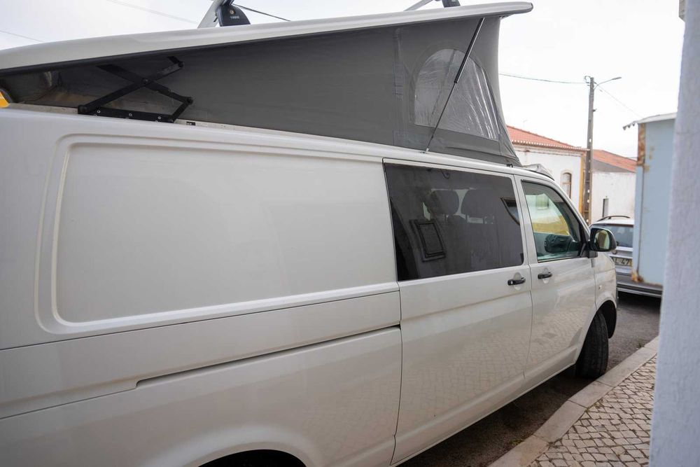 Volkswagen T5.2 Campervan 2014, teto elevável SCA 192, autocaravana M1