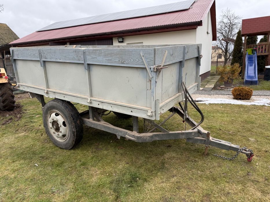 Przyczepka wywrotka przyczepa bitka