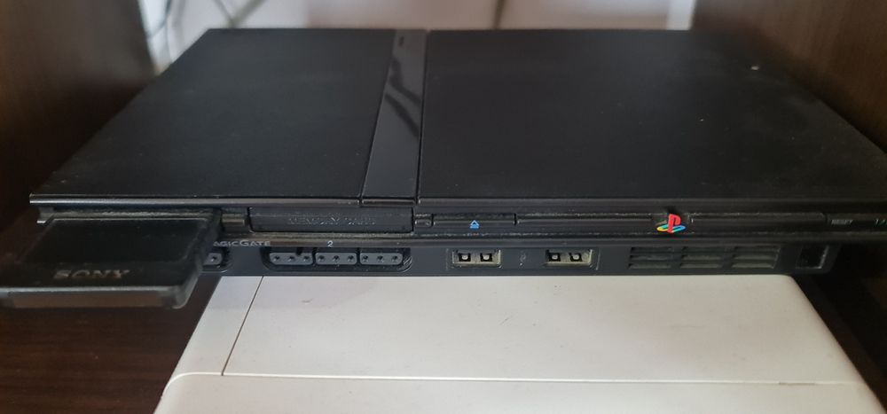 Playstation 2 com jogos