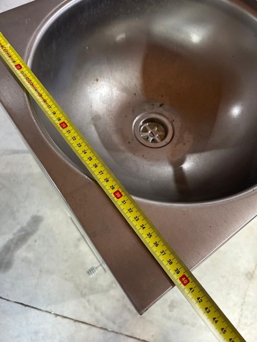 Bebedouro totalmente em inox