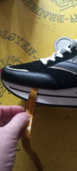 Snakersy damskie,nowe.