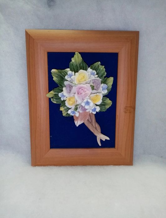 Quadros com Flores em Porcelana