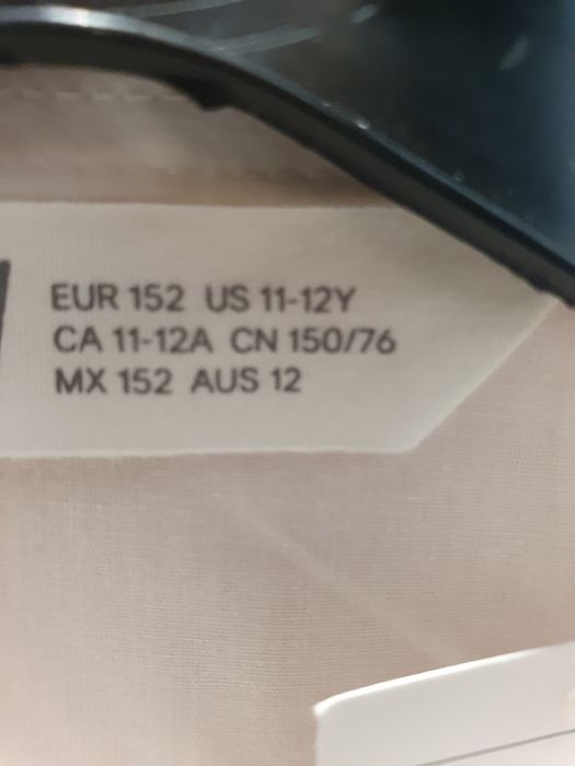 Camisa branca com gravata criança