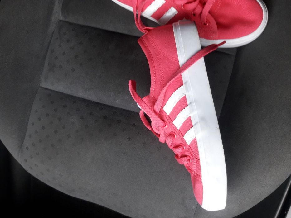 Кроссовки adidas Nizza