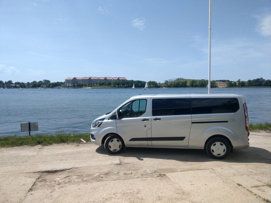 Wynajem Wypożyczalnia busa busów osobowych automat Ford Opel Renault