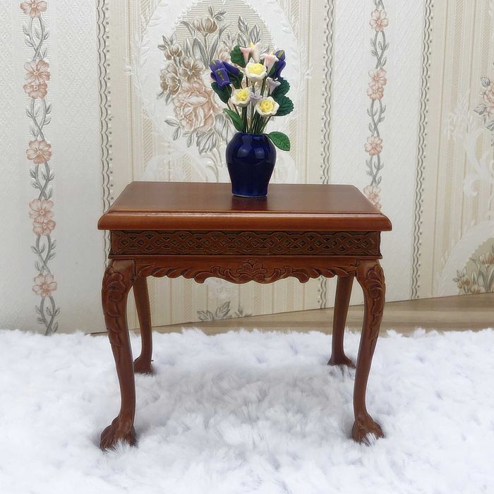 Mebelki do domku dla lalek w skali 1:6 brązowy stolik przyścienny