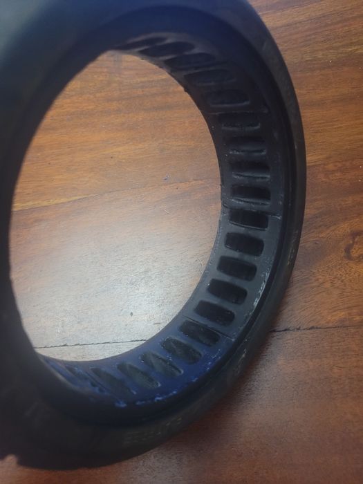Pneus trotineta antifuro usados