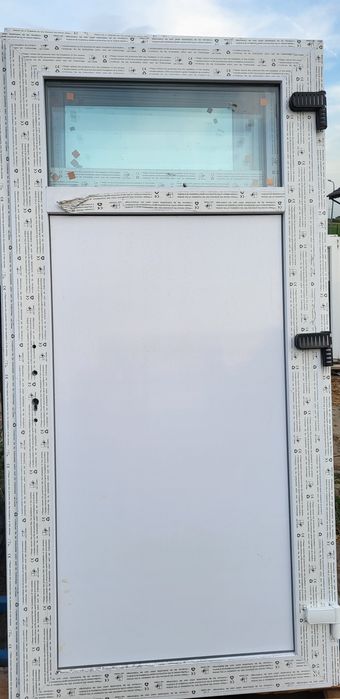 Drzwi zewnętrzne PCV 100 x 210