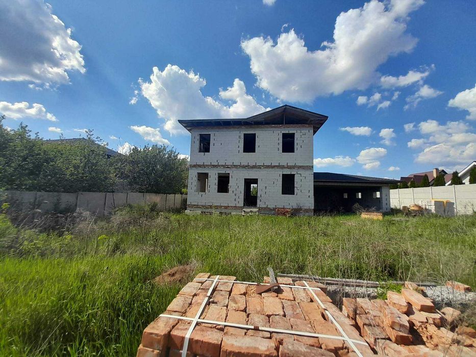 Продам будинок в Малій Данилівці | 222м2+цоколь | Ділянка 15 соток