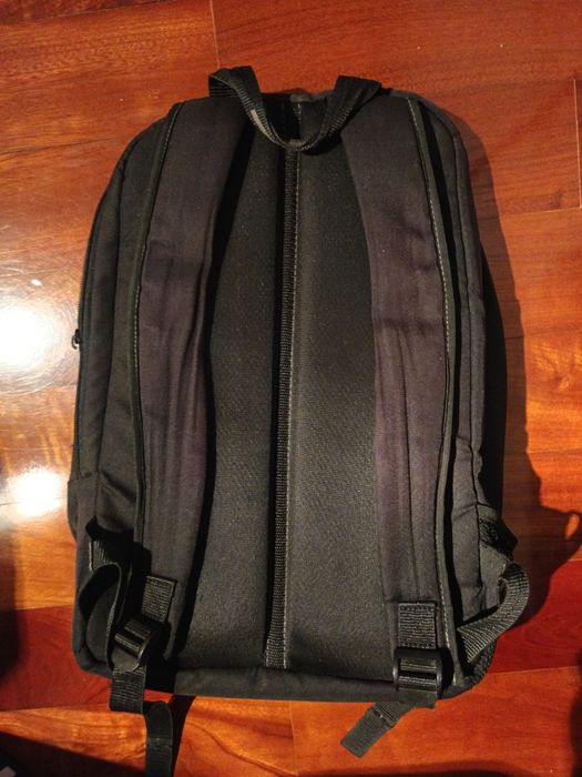 Mochila CASE LOGIC Cinza Escuro