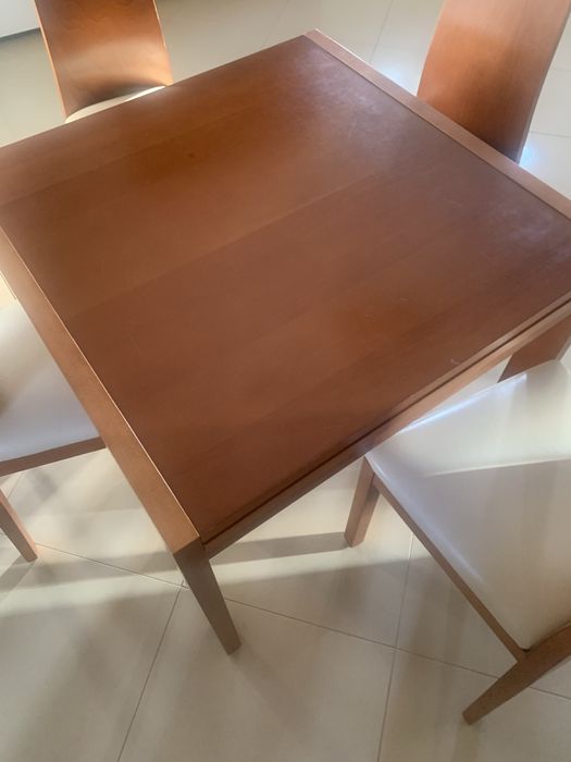 Stół rozkładany i 6 krzeseł Black Red White